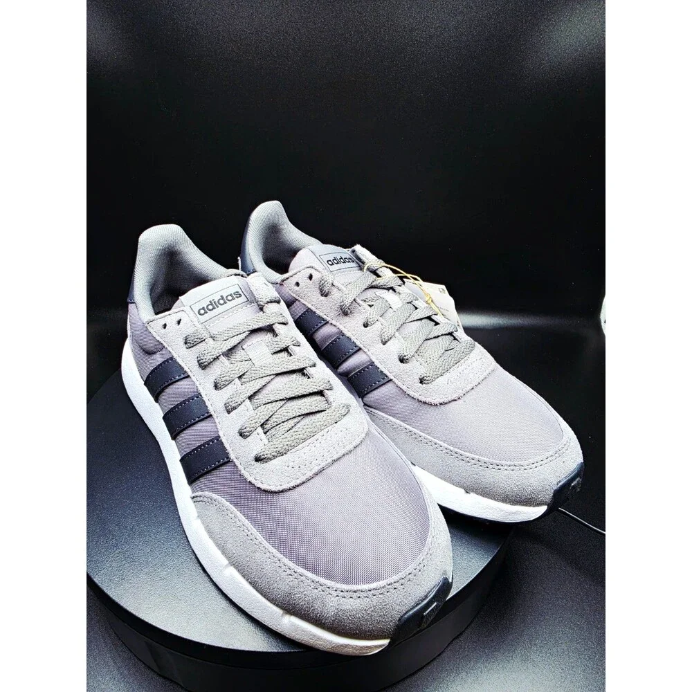 adidas Run 60s 2.0 Grey/Carbon/White Men’s Low Top Lace-Up Suede SIZE US 8.5 MEN